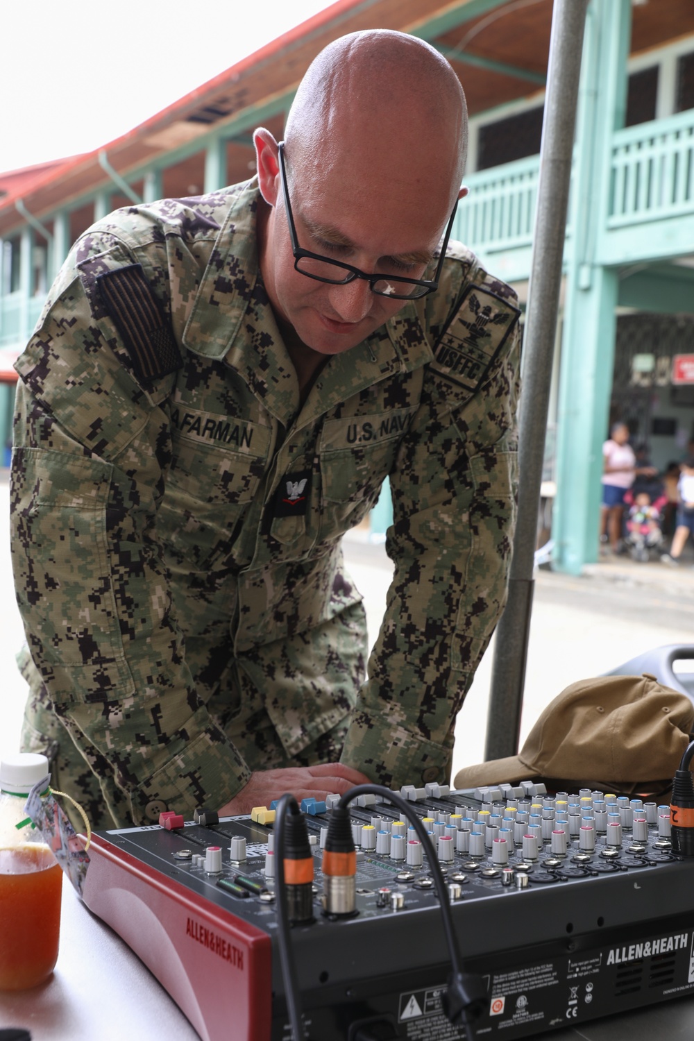U.S. Fleet Forces Band “Uncharted Waters,” performs at Escuela General Tomás Guardia