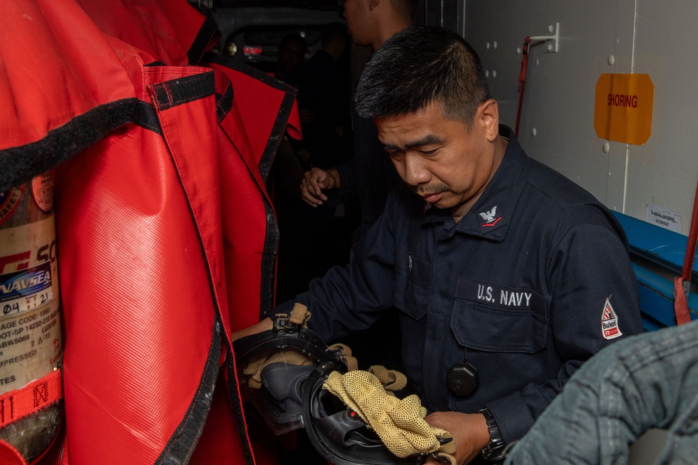 O’Kane Sailors conduct rescue and assistance training