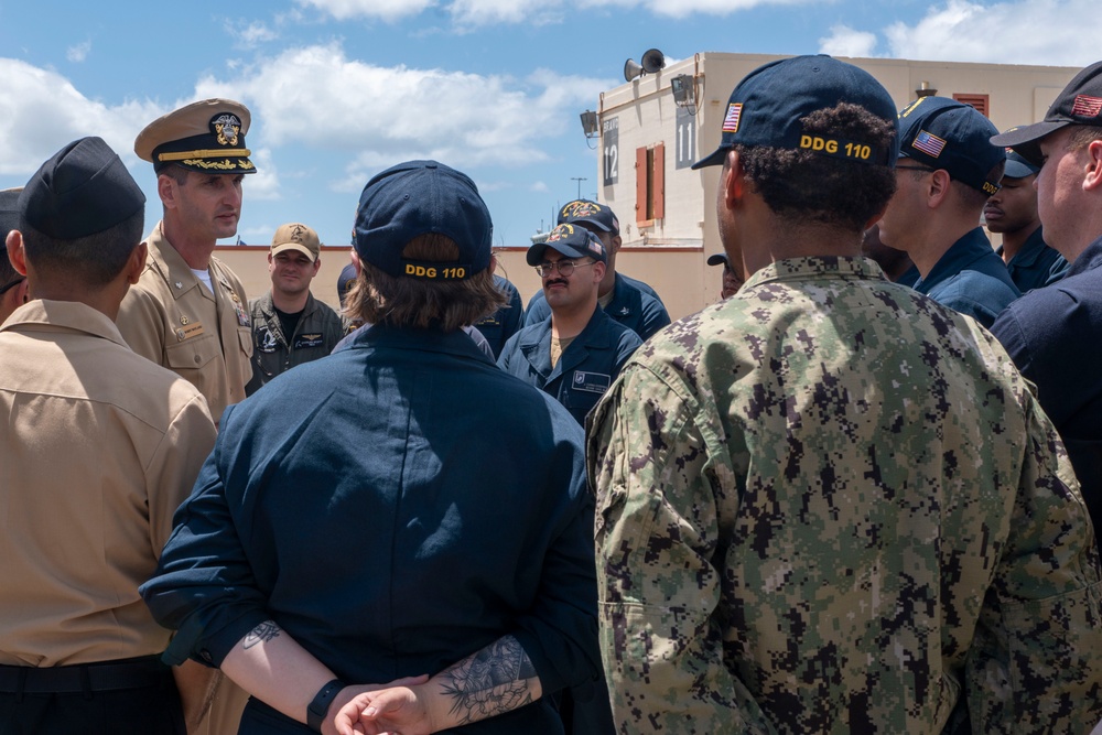 USS William P. Lawrence Commanding Officer Speaks to the Crew
