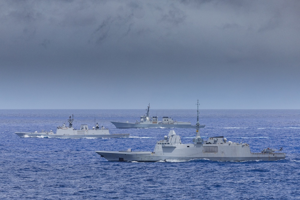 FS Bretagne (D655), INS Shivalik (F47) and ROKS Yulgok Yi I (DDG-992) during RIMPAC 2024