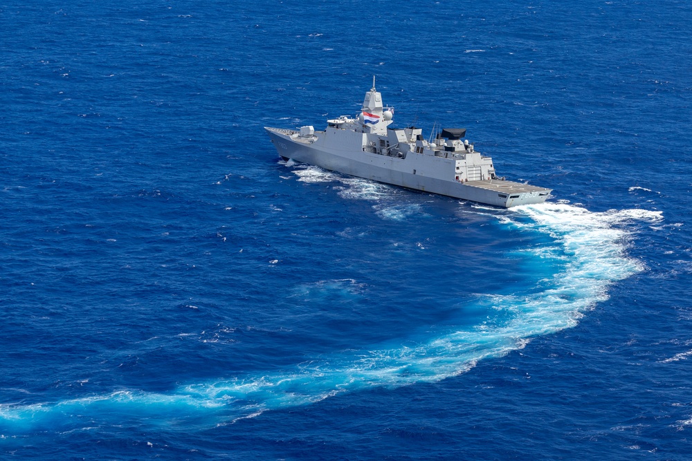 HNLMS Tromp turning sharp on the ocean