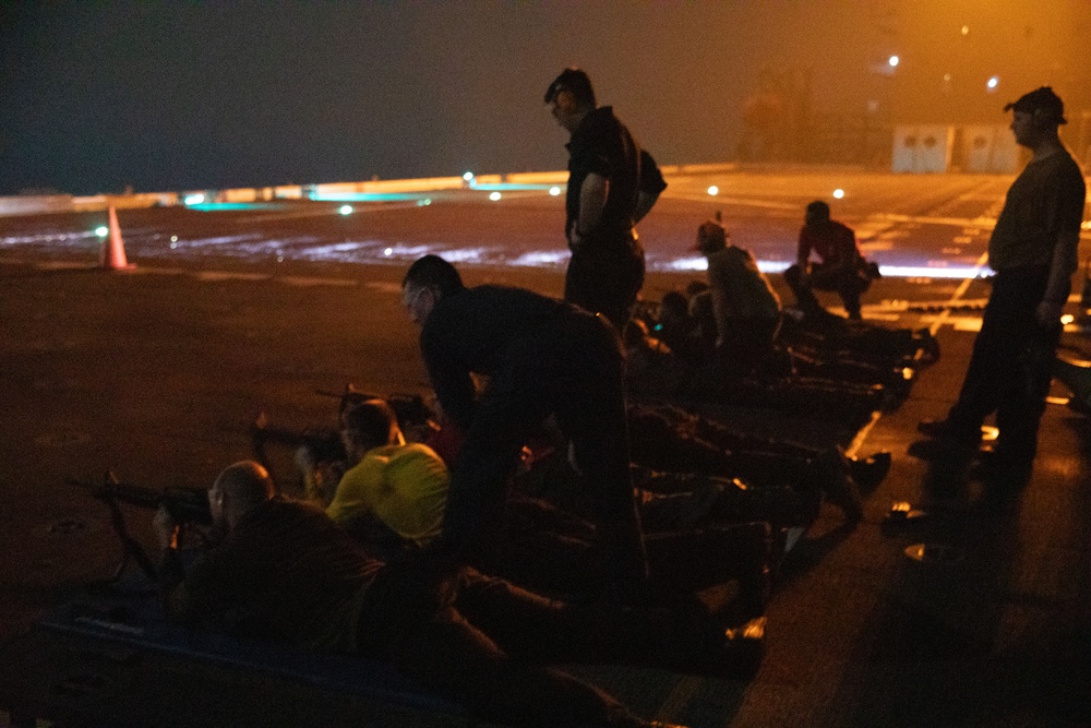 USS Lewis B. Puller Conducts Low-Light Weapon Qualifications Training