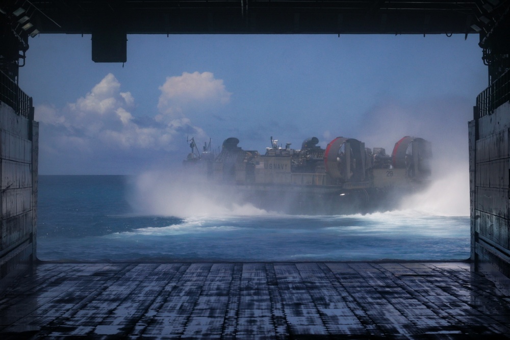 31st MEU Patrol onload