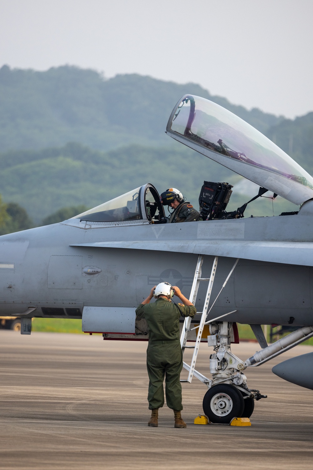 F/A-18 Hornet Aircraft with VMFA(AW) 224 Arrive at Suwon Air Base