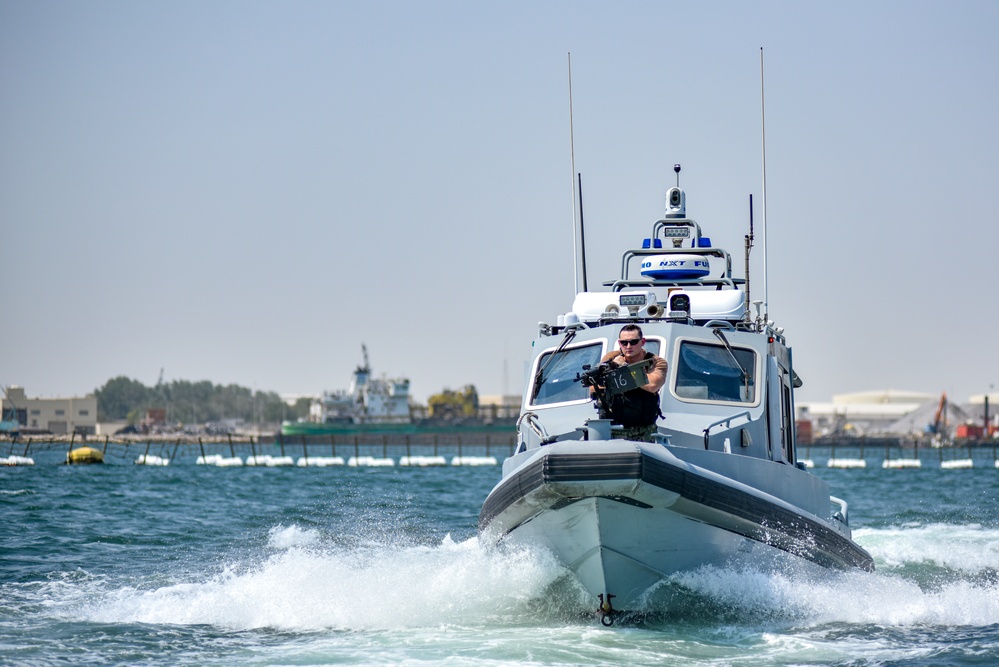 HPU Conducts High Speed Manuevers
