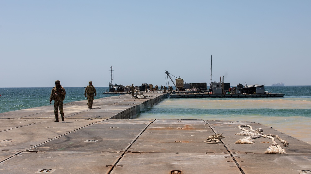 JLOTS Trident Pier Emplacement to Support Humanitarian Aid