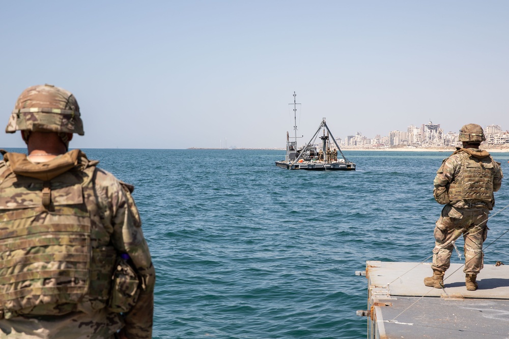 JLOTS Trident Pier Emplacement to Support Humanitarian Aid