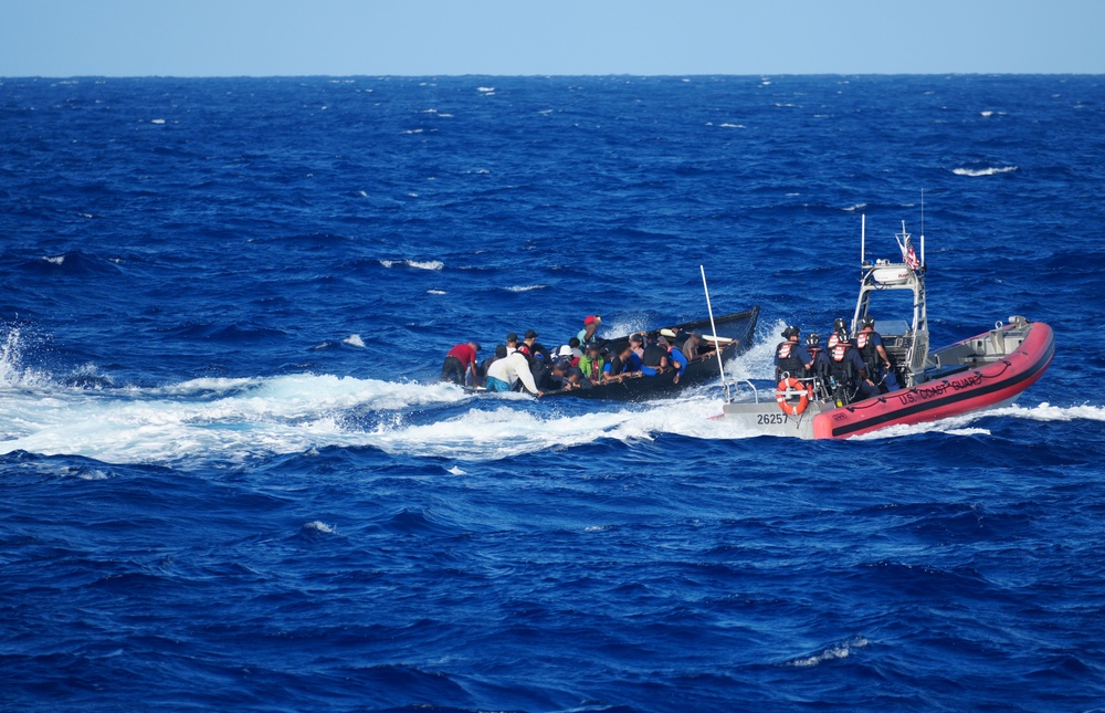 Coast Guard repatriates 46 migrants to Dominican Republic