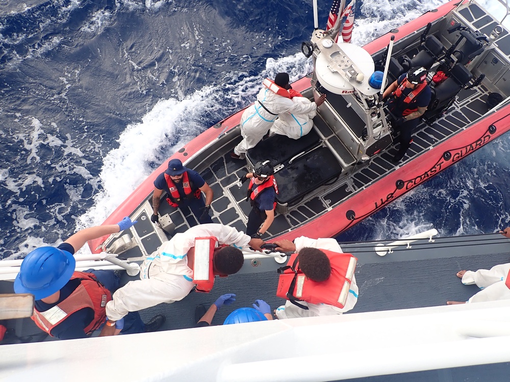 Coast Guard repatriates 46 migrants to Dominican Republic