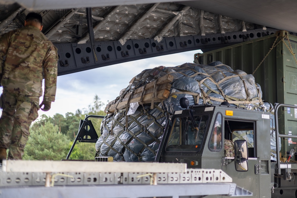 U.S. Army and Air Force Collaborate to Prepare for Eagle Partner 24