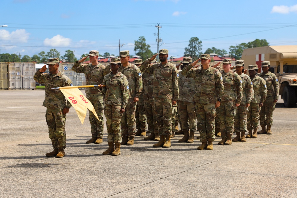 Sustainment Soldiers Host Change of Command