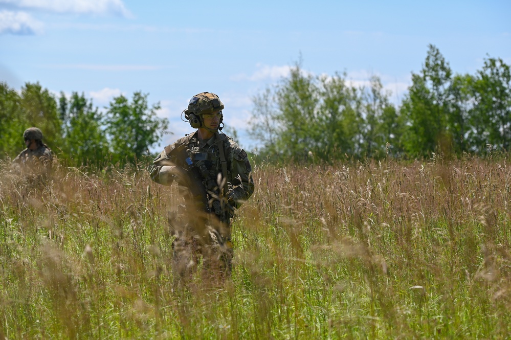 Minnesota National Guard Airmen train during exercise Operation Multi-Tools