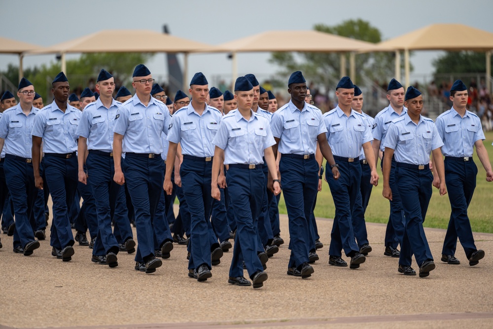 Flights 459-471 ; Department of the Air Force Basic Military Training Graduation Parade