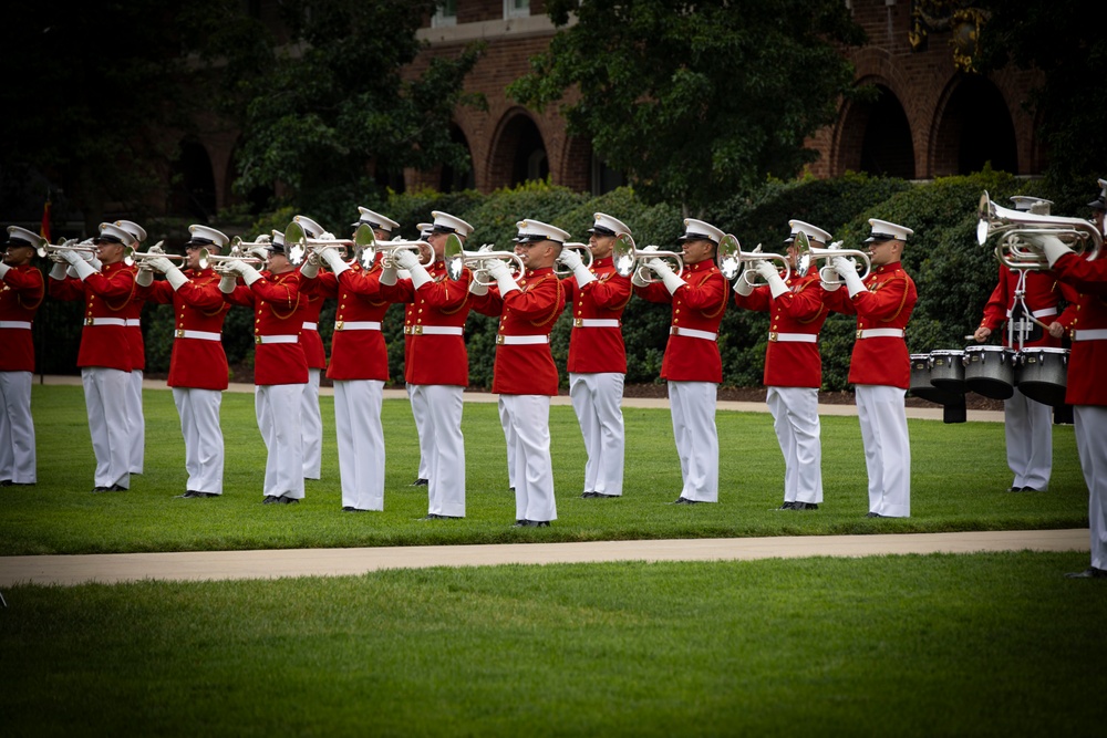 Marine Barracks Washington Welcomes our New Commanding Officer