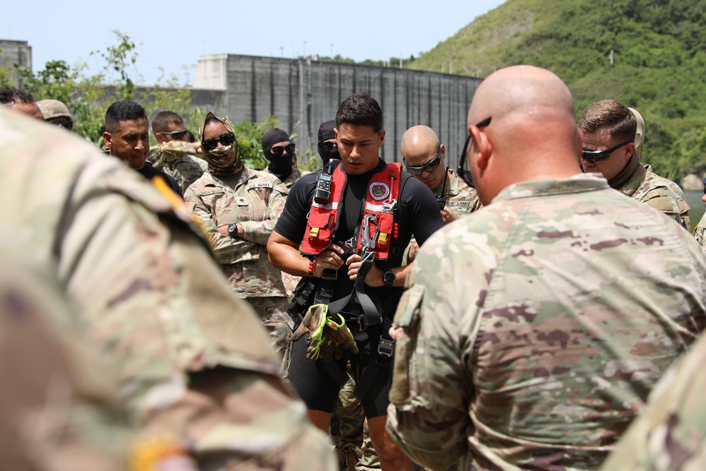 892nd MRBC and Coast Guard Survival Rescue Training