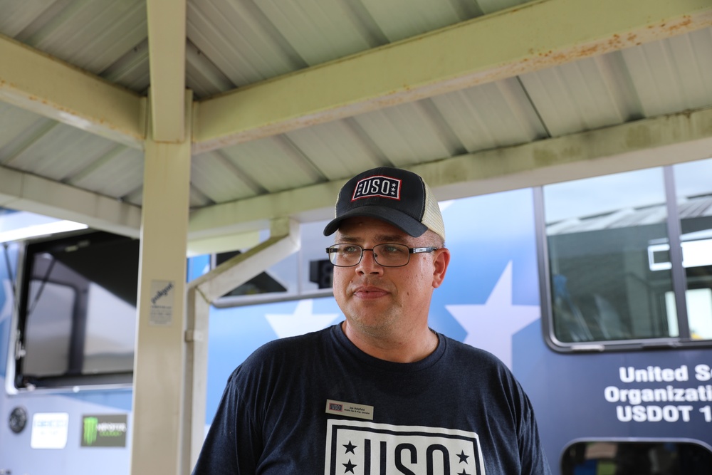 USO Mobile RV supports soldiers at JRTC 24-09