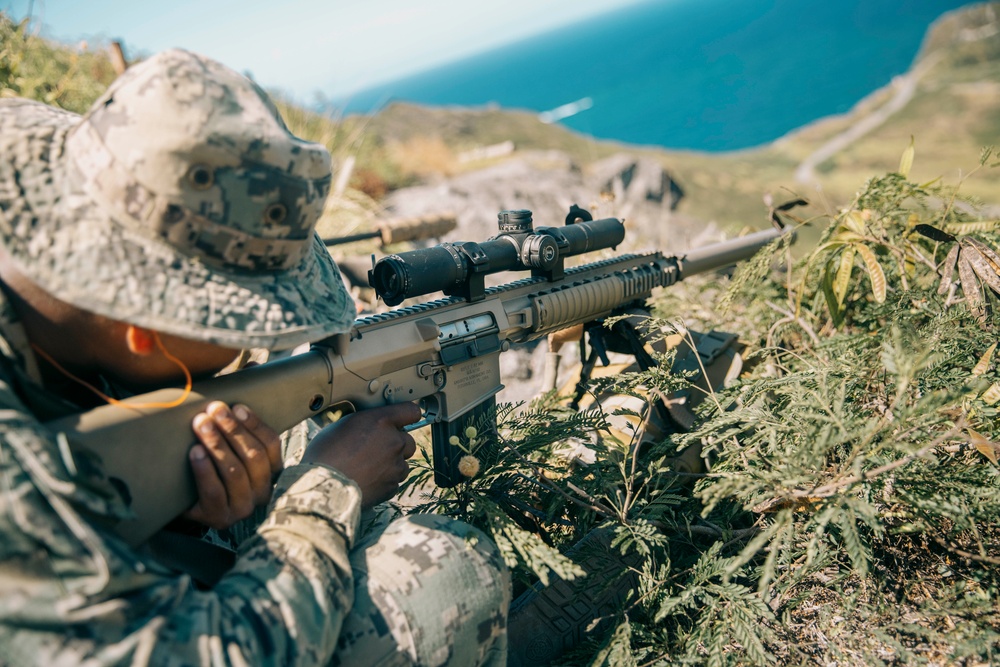 Slow Steady Squeeze: 15th MEU Recon, Mexican Marines conduct live-fire sniper range