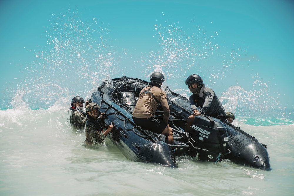 Catching Waves: Partner forces conduct small boat training