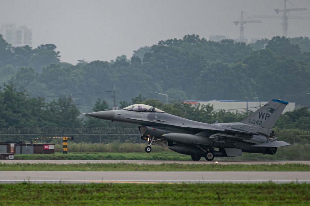 51st Fighter Wing forms F-16 Super Squadron