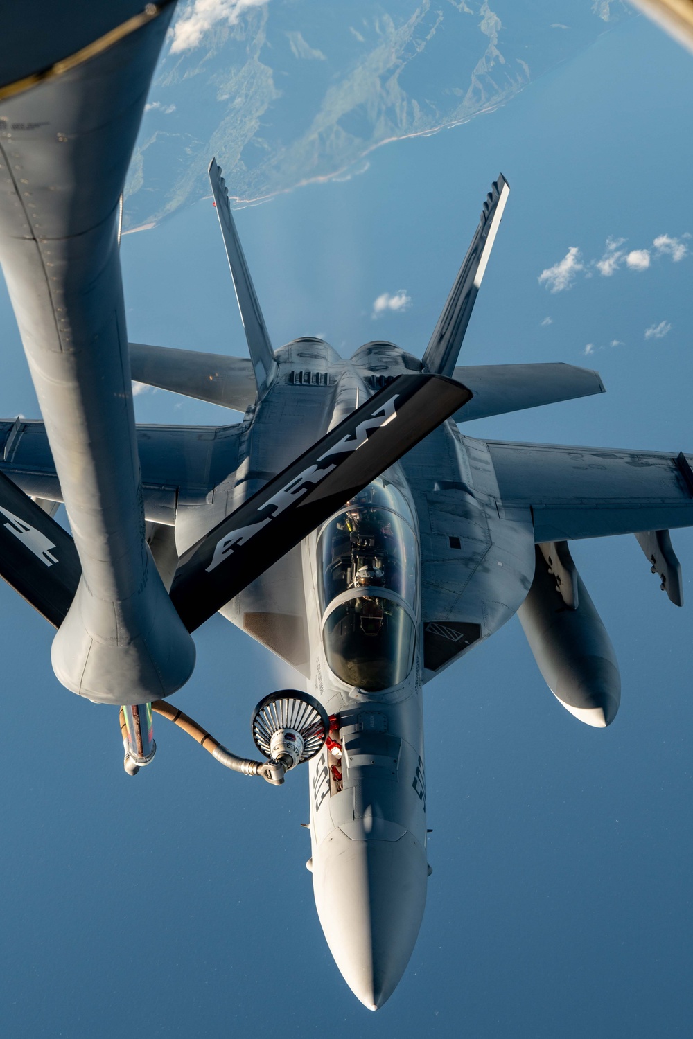 U.S. Air Force refuels U.S. Navy during RIMPAC 2024