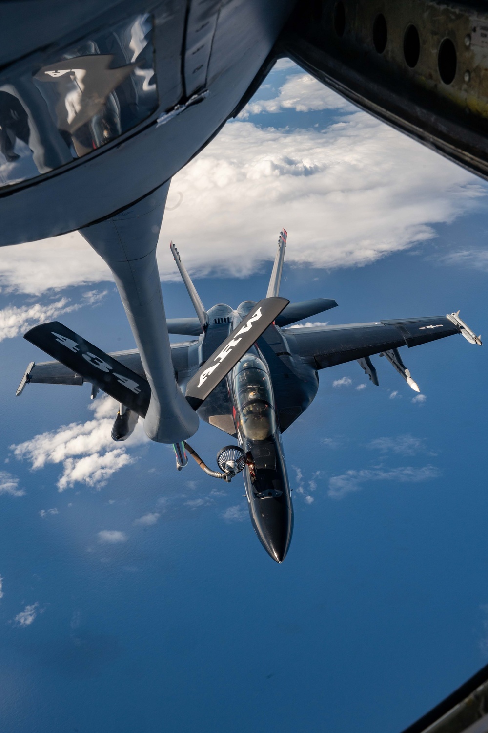 F18s refuels during RIMPAC 2024