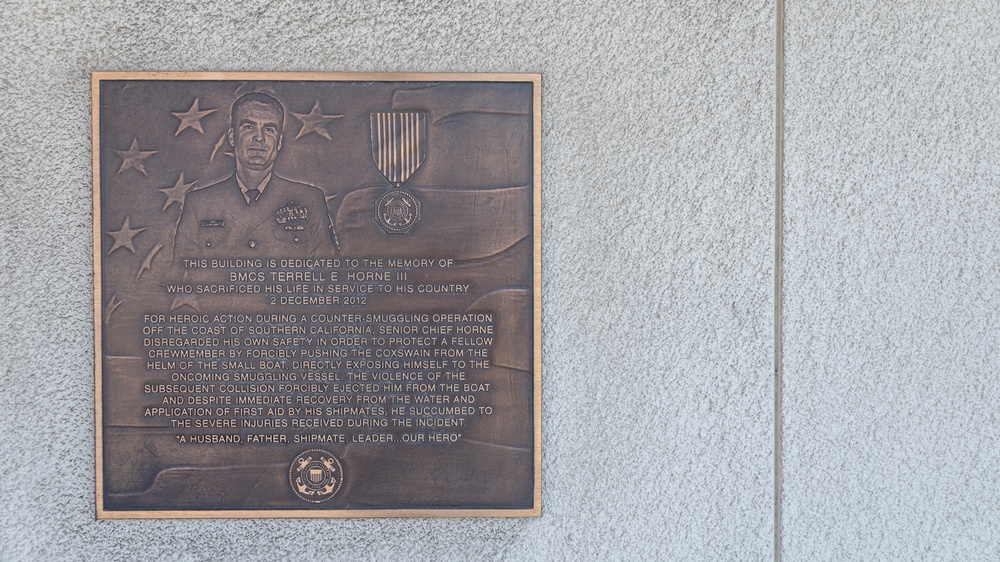 Coast Guard members reconnect and honor the Life of Senior Chief Petty Officer Terrell Horne