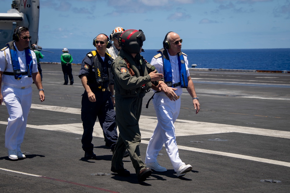 USS Carl Vinson hosts Chilean Navy Commander in Chief