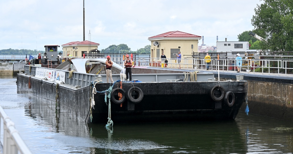 Ralph Wilson Bridge: Black Rock Lock