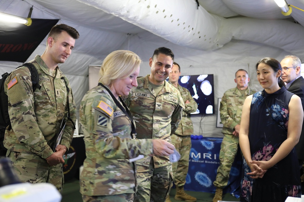 WRAIR Highlights Its Research at MRDC Capability Days