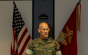 Marine Raider Regiment Hosts Change of Command Ceremony