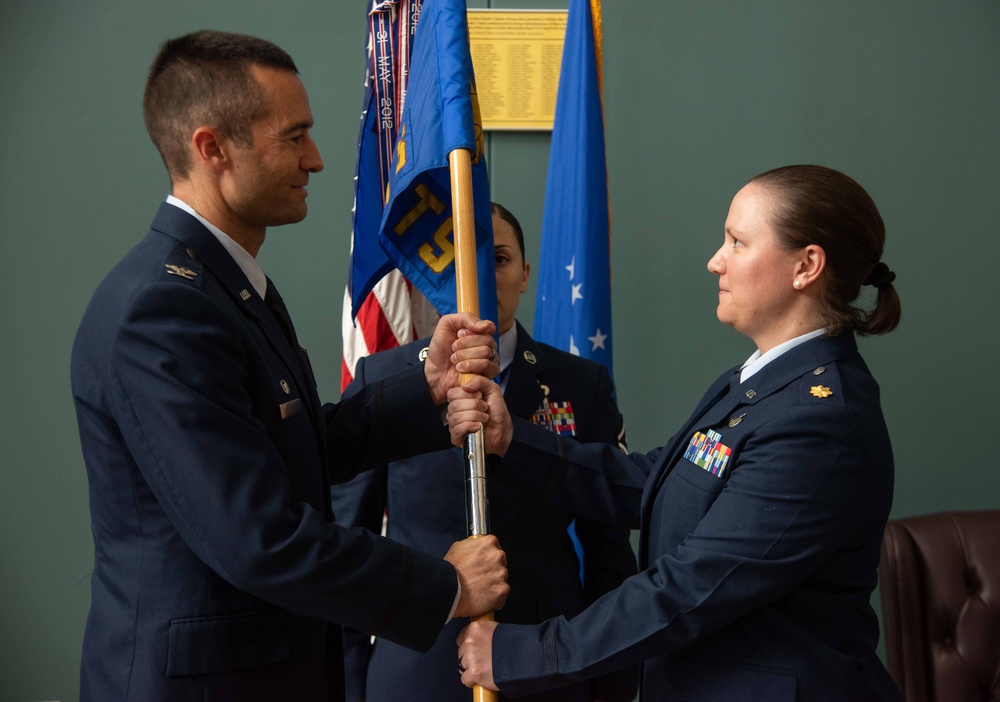 4th Comptroller Squadron holds change of command ceremony