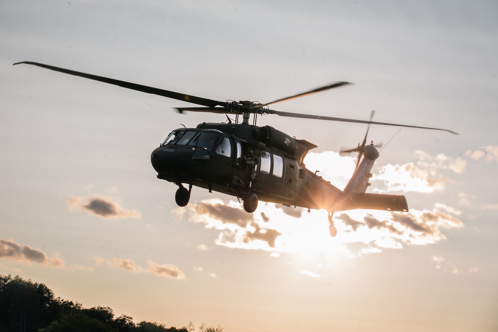 Iowa National Guard UH-60 Black Hawk prepares to conduct air assault exercise