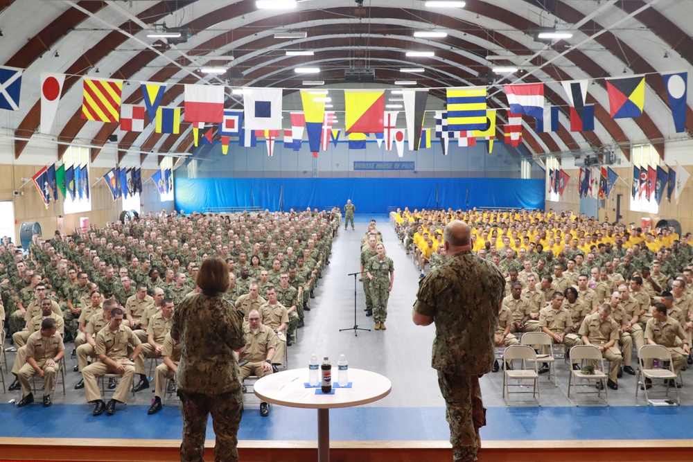 CNO &amp; MCPON Visit Officer Training Command Newport (OTCN)