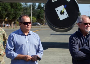 State Legislative members take flight with Washington National Guard during event