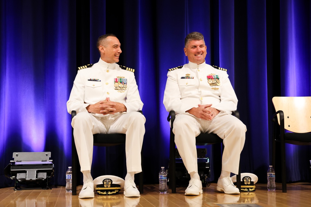 DVIDS - Images - Change of Command Ceremony, NSWC Carderock [Image 1 of 2]