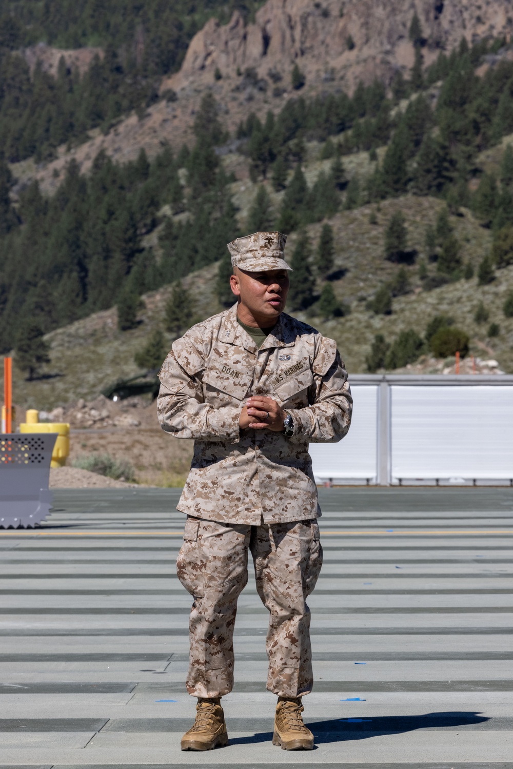 Mountain Warfare Training Center conducts change of command ceremony