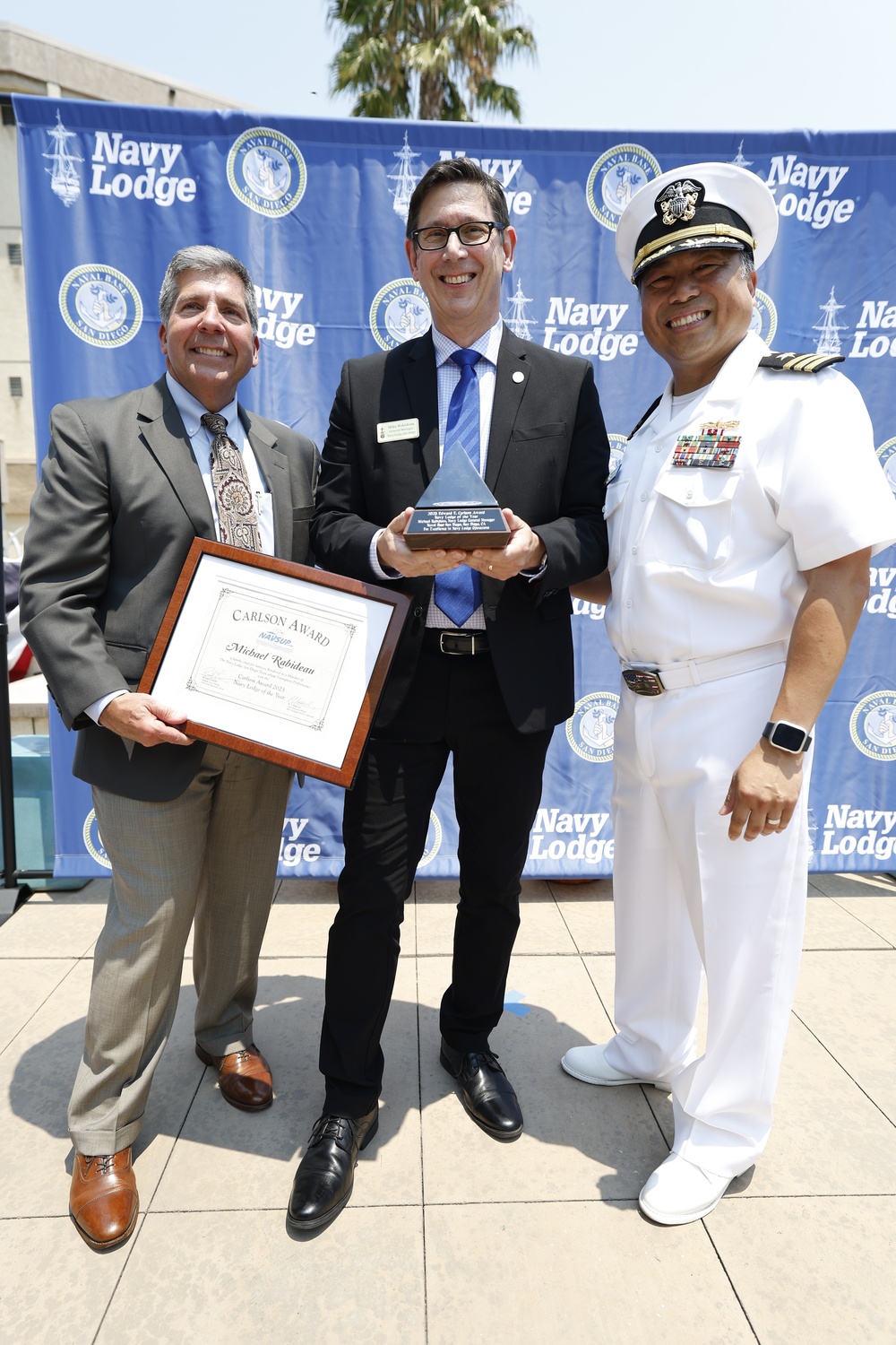 Navy Lodge San Diego receives its Carlson Award