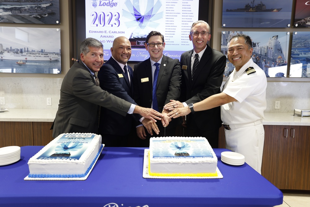 Navy Lodge San Diego receives its Carlson Award