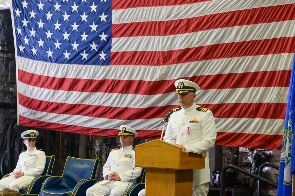 USS Jackson (LCS 6) Conducts Change of Command Ceremony