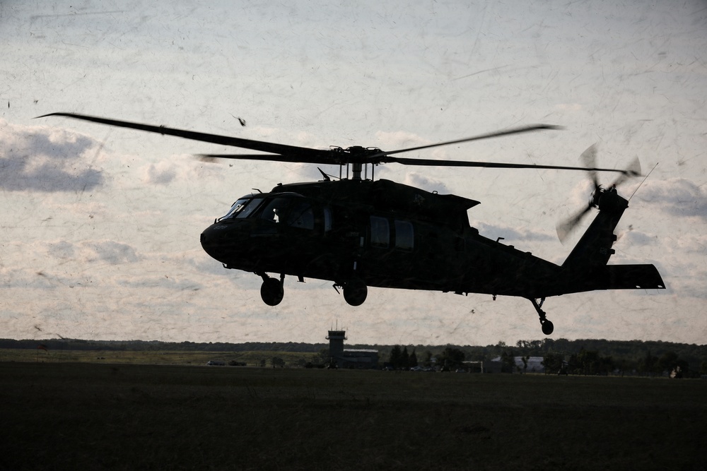 Black Hawk picks up Iowa infantry Soldiers