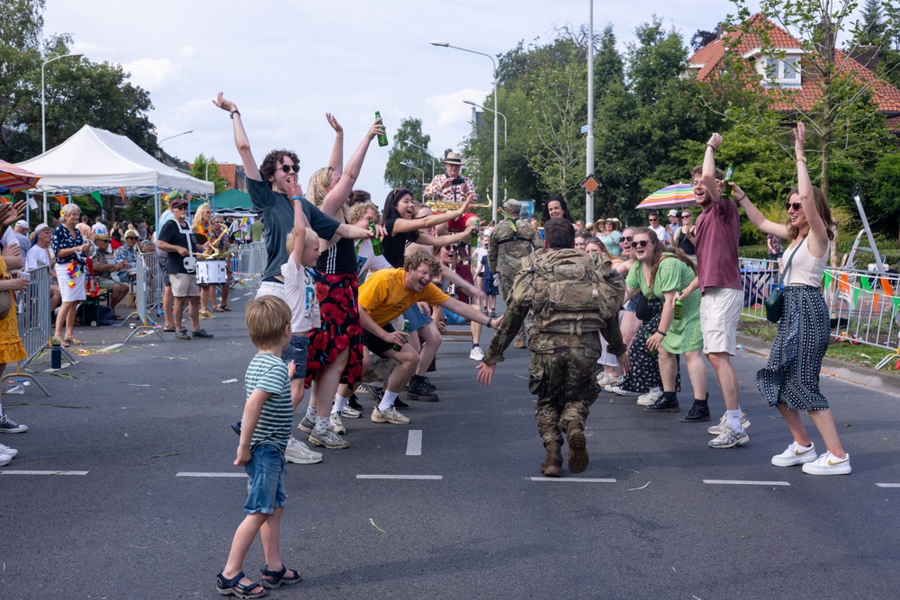 V Corps Soldiers Complete the Nijmegen March