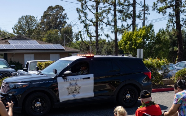 Marine veteran celebrates 99th birthday
