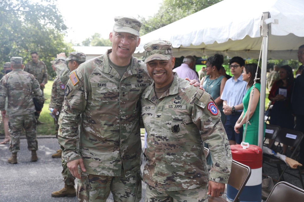 5th Recruiting Brigade Changes Command