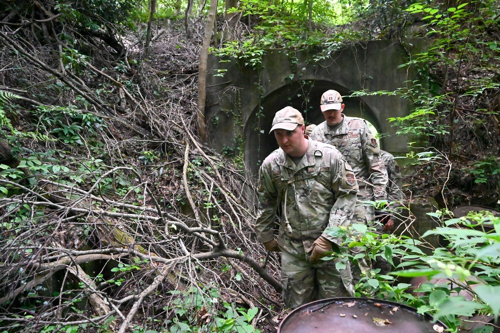 155th Air Refueling Wing  emergency management provides land navigation training