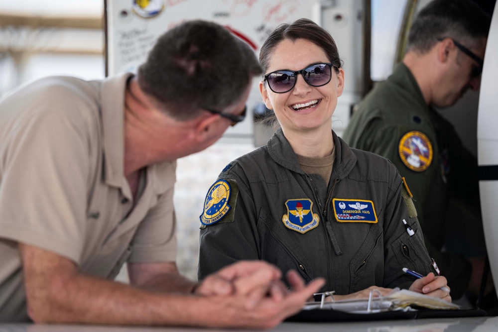 Last T-1 Jayhawk Flight from JBSA-Randolph to Davis-Monthan AFB Marks End of an Era