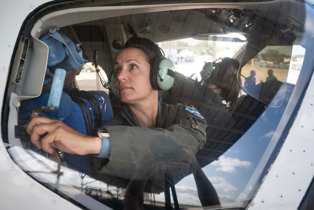 Last T-1 Jayhawk Flight from JBSA-Randolph to Davis-Monthan AFB Marks End of an Era