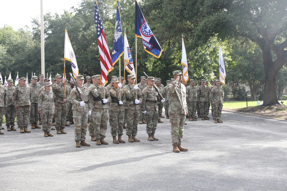 5th Recruiting Brigade Changes Command