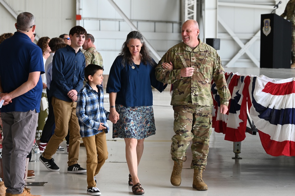 62d MXG Change of Command