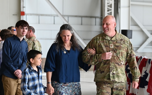 62d MXG Change of Command