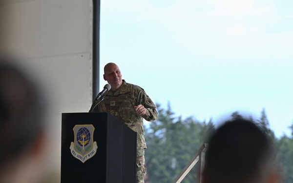 62d MXG Change of Command